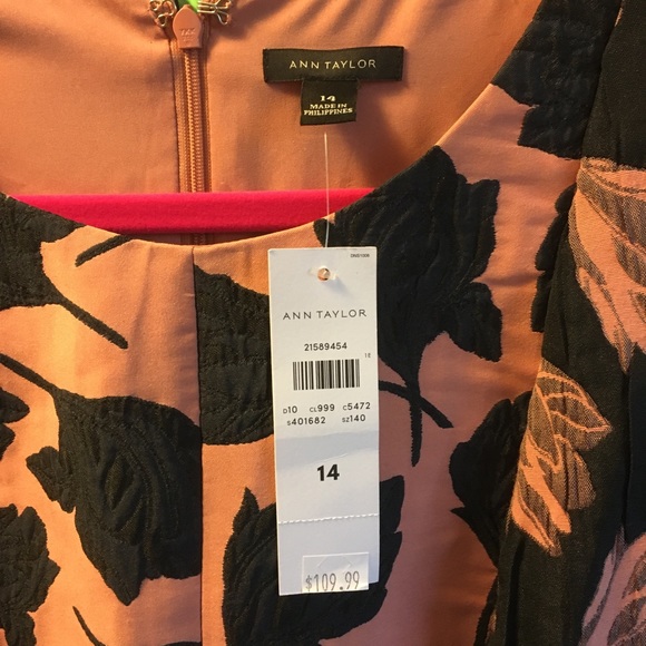 Ann Taylor Floral Jacquard Dress - Picture 3 of 3